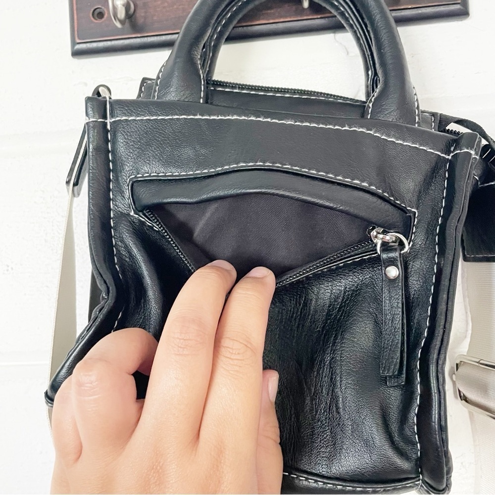 Wild Fable Black Vegan Leather Mini Bag - Picture 5 of 11